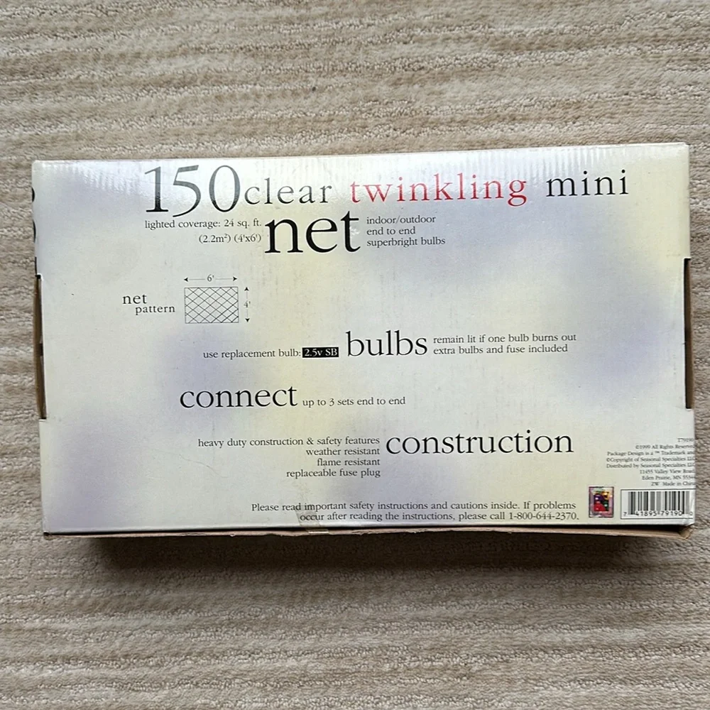 NIB Target Seasonal Specialities 150 Clear Twinkling Mini Net Lights 4’x6’